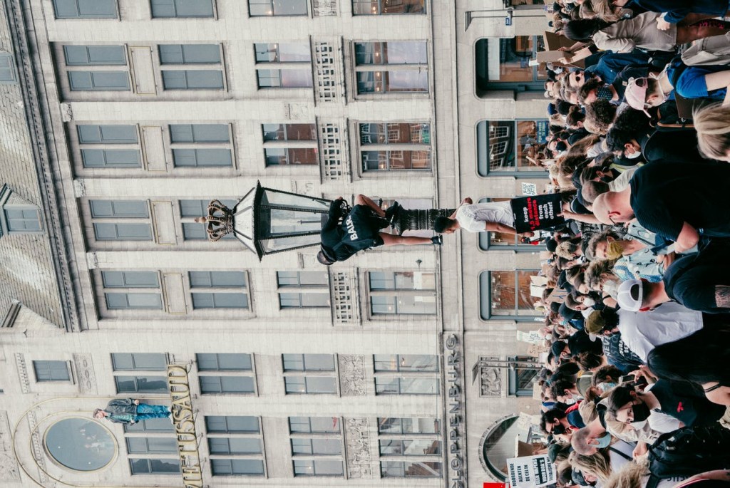 αποζημίωση & μαχητό τεκμήριο ωφέλειας παρόδιου ιδιοκτήτη